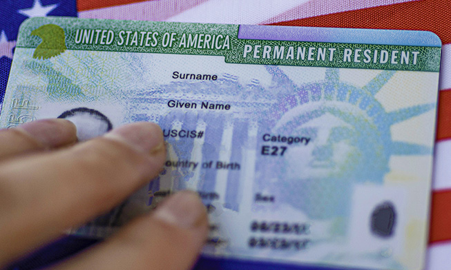 7 Benefits of Having a Green Card